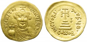 Constans II (641-668), Solidus, Syracuse, AD 641-654; AV (g 4,31; mm 20; h 6); d N CONSTAN - TINyS PP AV, crowned bust with very slight beard facing, ...