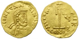 Constans II (641-668), Tremissis, Syracuse, AD 662-668; AV (g 1,08; mm 13; h 6); [d N] CONSTAN - TINyS P [.], bearded, diademed, draped and cuirassed ...