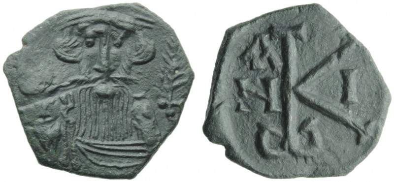 Constans II (641-668), Half Follis, Syracuse. AD 650-651; AE (g 2,73; mm 20; h 6...