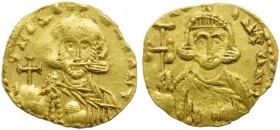 Leo III (717-741), Semissis, Syracuse, AD 720-735; AV (g 1,94; mm 16; h 6); n LεO - N PAMyL, rcowned bust facing of Leo III, wearing chlamys, holding ...