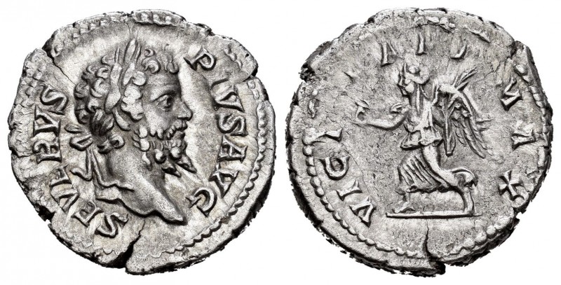 Septimio Severo. Denario. 193-211 d.C. Roma. (Ric-295). Rev.: VICT PART MAX. Ag....