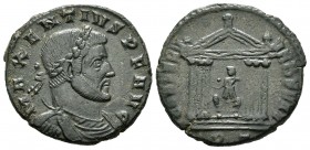 Majencio. Follis. 307-308 d.C. Ticinum. (Spink-14980). (Ric-94). Rev.: CONSERV VRB SVA, en exergo P T. Roma sentada con globo y cetro en templo hexást...