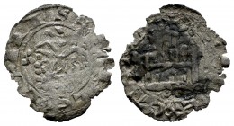 Reino de Castilla y León. Alfonso X (1252-1284). Maravedí prieto. (Bautista-391). Ve. 0,43 g. Con dos puntos bajo el castillo. Cospel faltado. Escasa....