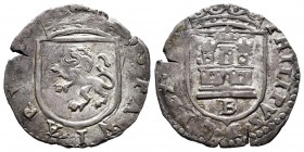 Felipe II (1556-1598). Cuartillo (8 1/2 Maravedís). Burgos. (Cal 2019-77 variante). Ve. 1,37 g. Sin la media luna y con la ceca B bajo el escudo. MBC....