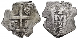 Felipe V (1700-1746). 2 reales. 1728. Lima. (N). (Cal 2019-741). Ag. 4,53 g. Doble fecha. BC+. Est...40,00. English: Philip V (1700-1746). 2 reales. 1...