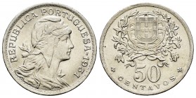 Portugal. 50 centavos. 1931. (Km-577). 4,45 g. Golpecito en el canto. Escasa. EBC+. Est...100,00. English: Portugal. 50 centavos. 1931. (Km-577). 4,45...