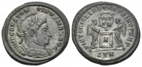 Constantine I, 307/310-337. Follis (Bronze, 19 mm, 3.80 g, 6 h), Treveri, 2nd officina, 318-9. IMP CONSTAN-TINVS MAX AVG Laureate, draped and cuirasse...