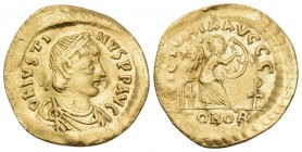 Justin I, 518-527. Semissis (Gold, 17.5 mm, 2.12 g, 7 h), Constantinople. DN IVSTI-NVS PP AVC Diademed, draped and cuirassed bust of Justin I to right...