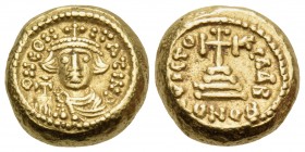 Constans II, 641-668. Solidus (Gold, 12 mm, 4.48 g, 6 h), Carthage, indiction year B (2) = 643/4. ON CON-STATINP Beardless crowned and draped facing b...