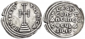 Leo IV the Khazar, with Constantine VI, 775-780. Miliaresion (Silver, 22.5 mm, 1.92 g, 6 h), Constantinople, 776-780. ҺSЧS XRIS-TЧS ҺICA Cross potent ...