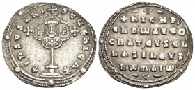 Nicephorus II Phocas, 963-969. Miliaresion (Silver, 23 mm, 2.74 g, 5 h), Constantinople. +IhSUS XRI-STUS NICA✱ Cross potent on globe and two steps; me...
