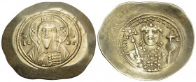 Michael VII Ducas, 1071-1078. Histamenon (Gold, 30.5 mm, 4.44 g, 12 h), Constantinople. Bust of Christ Pantokrator facing; in field, IC - XC. Rev. +MI...
