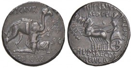 Aemilia - M. Aemilius Scaurus e Pub. Plautius Hypsaeus - Denario (58 a.C.) Il re Aretas genuflesso a d. - R/ Quadriga a s. - B. 8; Cr. 422/1b AG (g 3,...
