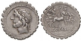 Cornelia - L- Cornelius Scipio Asiagenus - Denario (106 a.C.) Testa di Giove a s. - R/ Giove su quadriga a d. - B. 24; Cr. 311/1 AG (g 3,79)
BB
