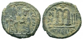 Phocas (602-610 AD). AE 
Condition: Very Fine

Weight: 10,97 gr
Diameter: 25,50 mm