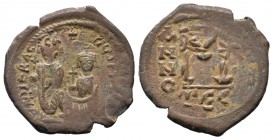 Heraclius (610-641 AD). AE Follis 
Condition: Very Fine

Weight: 11,01 gr
Diameter: 30,50 mm