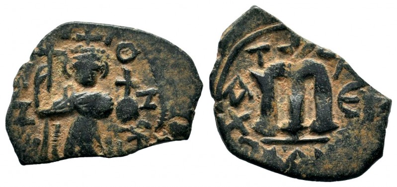 Arab - Byzantine Coins Ae,
Condition: Very Fine

Weight: 2,78 gr
Diameter: 16,35...