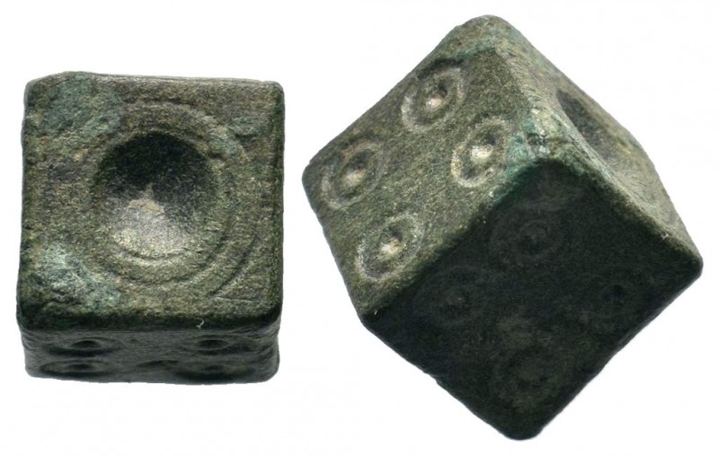 Roman Bronze Dice,About fine to about very fine. 
Weight: 14,16 gr
Diameter: 12,...