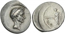 L. Flaminius Chilo. Denarius 41. Rare.
