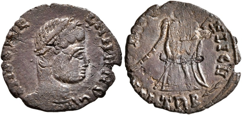 Constantine II (?), 337-340. Follis (Bronze, 15 mm, 0.92 g, 5 h), a contemporary...