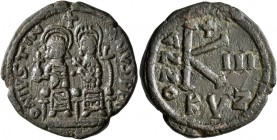 Justin II, with Sophia, 565-578. Half Follis (Bronze, 24 mm, 7.46 g, 12 h), Cyzicus, RY 3 = 567/8. D N IVSTINVS P P AV Justin, holding globus cruciger...