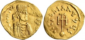 Constans II, 641-668. Semissis (Gold, 19 mm, 1.92 g, 7 h), Constantinopolis, circa 645-649. δ N CONSTANTNЧS PP A Diademed, draped and cuirassed bust o...