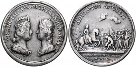 Maria Theresia 1740 - 1780
 Silbermedaille 1751 auf den Besuch des Kaiserpaares der ungarischen Bergstädte, Dm 29 mm. Wien. 8,34g. Montenuovo 1827 ss...