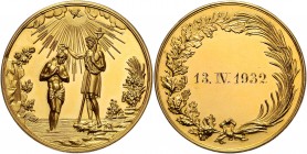 1. Republik 1918 - 1933 - 1938
 Goldmedaille 1932 auf das Hl. Sakrament der Taufe am 13. April 1932. Wien. 43,66g, 750fein stgl