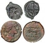 Lote 2 monedas AE 22 y Hemilitra. SICILIA. SIRACUSA. AE. AE 22 de Agathokles del tipo haz de rayos en reverso (Calciati-142; SNG ANS-708) y Hemilitra ...