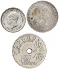 Lote 3 monedas 25, 50 Céntimos y 1 Peseta. ALFONSO XIII y ESTADO ESPAÑOL. 25 Céntimos 1937, SC; 50 Céntimos 1926 P.C.-S., SC; 1 Peseta 1894 (*18-9_) P...