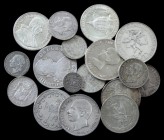 Lote 18 monedas de plata. Siglos XVIII a XX. MONARQUÍA ESPAÑOLA y MONEDAS EXTRANJERAS. AR. Resto final de colección que contiene 9 duros de plata y 9 ...