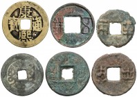 Lote 6 monedas Tipo Cash y Zhu. Siglo II a.C a 1795 d.C. VARIAS CECAS. AE y Br. A EXAMINAR. Hartill-7.16, 7.17, 8.7, 9.60, 22.201, 22.123. BC a MBC+.