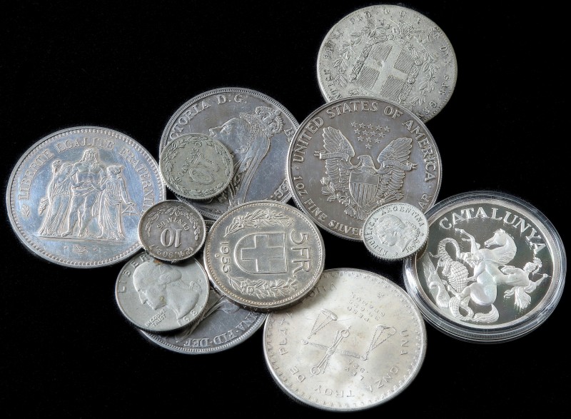 Lote 12 monedas. Siglos XIX y XX. VARIOS PAÍSES. AR y AE plateado. Destaca 30 Eu...