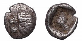 420-390 aC. Mylasa. 1/48 Estátera. 6,8mm. Ag. 0,23 g. MBC+ / EBC-. Est.40.