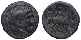 323-317 aC. Filipo III Arrideo de Macedonia. Asia Occidental Menor. Ae. Price 126, P2. Ae. Cabeza de los jóvenes Herakles en la piel de león derecha /...