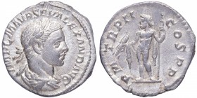 223 dC. Marco Aurelio Severo Alejandro (222-235 dC). Roma. Denario. RIC IV Severus Alexander 19. Ag. 2,58 g. IMP C M AVR SEV ALEXAND AVG: Busto de Ale...