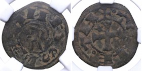 1158-1214. Reino de Castilla y León. Alfonso VIII (1158-1214). Toledo. Dinero. MMM A8:34.2; MAR 40 mal catalogada como Alfonso I. Ve. 1,32 g. Variante...