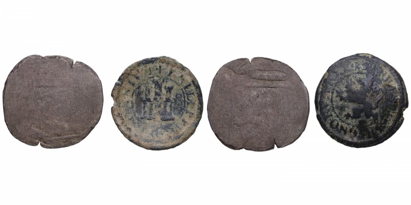 1598 y ¿?. Felipe II (1556-1598). Segovia y ¿?. Lote de 2 monedas: 2 maravedís y...