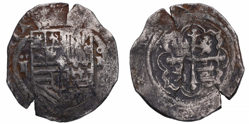 1556-1598. Felipe II (1556-1598). México. 2 Reales. F. Ag. 6,83 g. Alabeada. MBC...