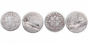 1730 y 1735. Felipe V (1700-1746). Sevilla y Madrid. Lote de dos monedas: 1/2 Real. Ag. BC- y MBC-. Est.30.