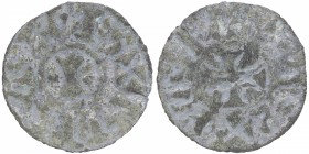Francia. De un lado letra I tumbada con dos triangulos, uno por encima y otro por debajo. Leyenda: + ..N.. ANIS” /Cruz patada sin gráfila, termina S l...