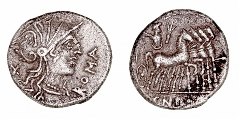 Domitia
Denario. AR. Norte de Italia. (116-115 a.C.). A/Cabeza de Roma a der., ...