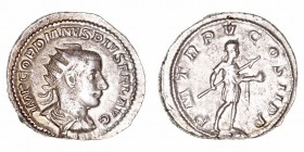 Gordiano III
Antoniniano. AR. R/P.M. TR. P. V COS. II P.P. El Emperador en marcha a la der. portando lanza. 4.77g. RIC.93. MBC+.