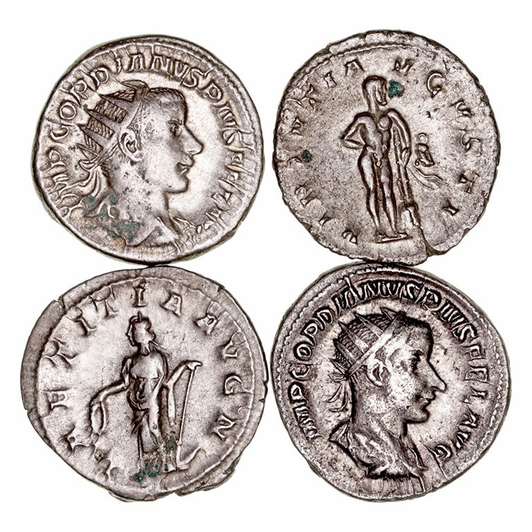 Gordiano III
Antoniniano. VE. (238-244). Lote de 4 monedas. Interesante. EBC- a...