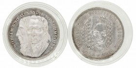 Alemania 
5 Marcos. AR. Lote de 2 monedas. 1966 D y 1967 F. EBC a MBC.