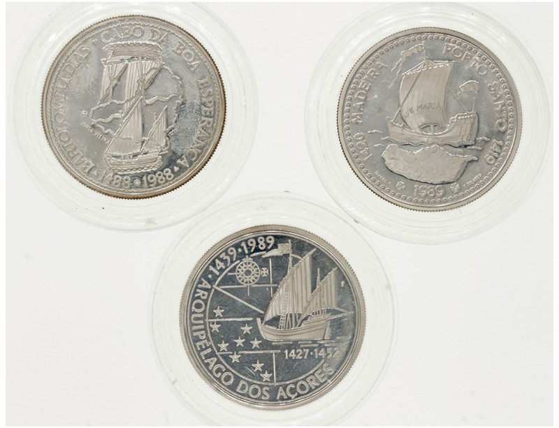 Portugal 
100 Escudos. AR. Lote de 3 monedas diferentes. 1988 y 1989 (2). Encap...