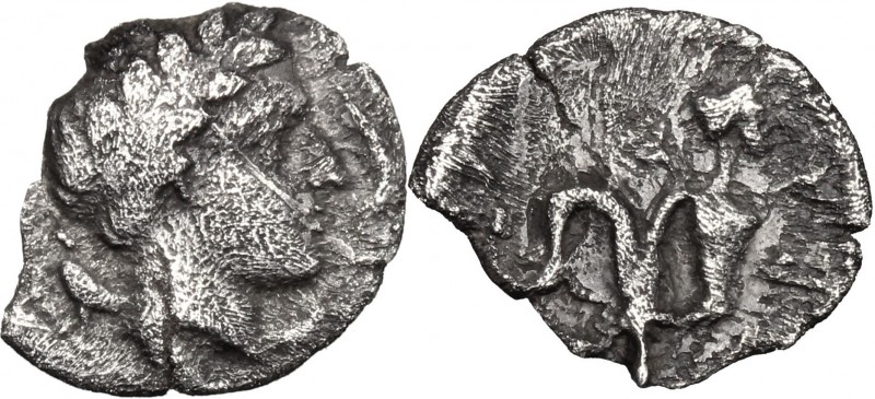 Greek Italy. Central and Southern Campania, Allifae. AR Obol, 325-275 BC. D/ Hea...