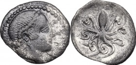 Sicily. Syracuse. Second Democracy (466-405 BC). AR Litra, c. 466-460 BC. D/ Head of nymph right. R/ Octopus. Boehringer 419. SNG ANS 131. AR. g. 0.65...