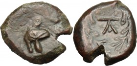 Sicily. Tauromenion. Campanian Mercenaries. AE Onkia, c. 354-344 BC. D/ Campanian helmet ornamented with griffin. R/ Monogram TA (Tauromenion) or KA (...