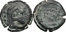 Anonymous. AE Quadrans. c. 206-195 BC. D/ Head of Hercules right, wearing lion's skin; behind, three pellets. R/ Prow right. Cr. 56/5. AE. g. 8.35 mm....
